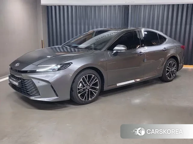 Toyota Camry (XV80) 2025 Серый из Кореи