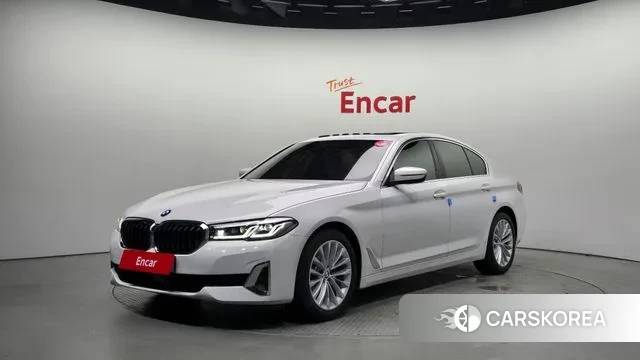 BMW 5 Series (G30) 2023 Белый из Кореи