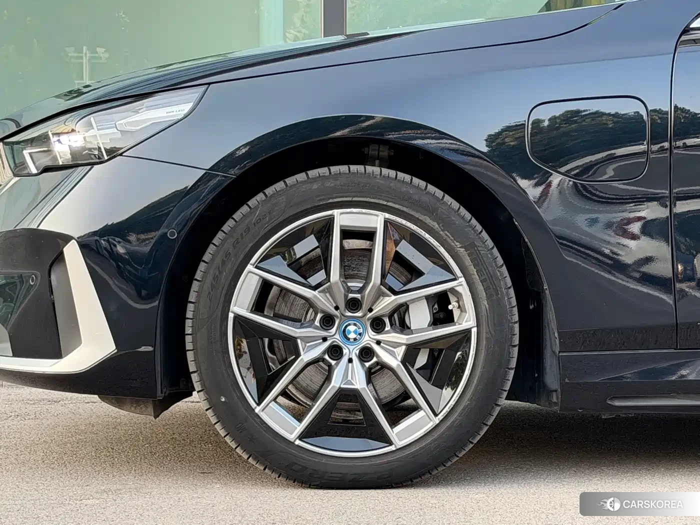 BMW i5 2024 Черный из Китая