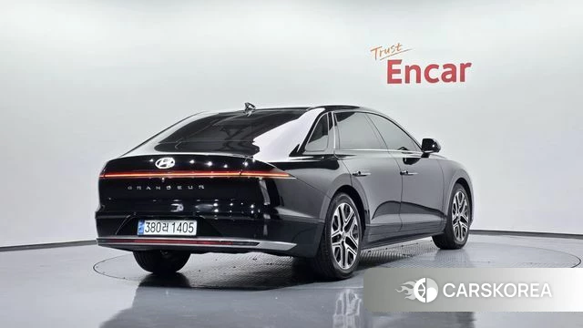 Hyundai Grandeur Hybrid (GN7) 2023 Черный из Кореи