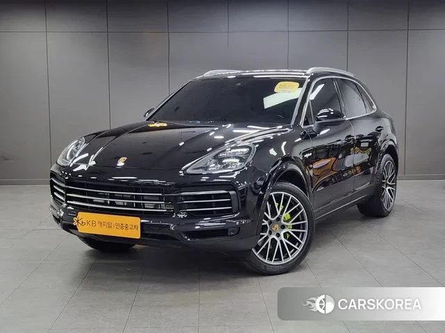 Porsche Cayenne (PO536) 2020 Черный из Кореи