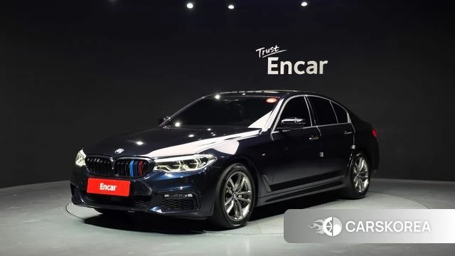 BMW 5 Series (G30) 2018 Черный из Кореи