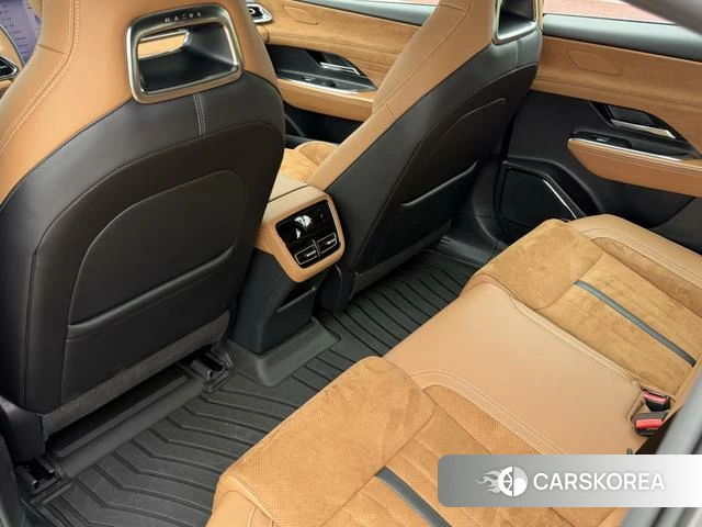 Mazda EZ-6 2025 Красный из Китая