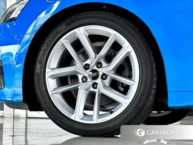 Audi A5 2021 Синий из Китая