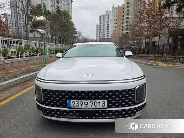 Hyundai Grandeur (GN7) 2023 Белый из Кореи