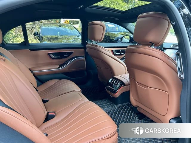 Mercedes-Benz S-class 2022 Черный из Китая
