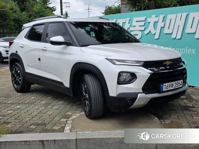 Chevrolet (GM Daewoo) Trailblazer 2022 Белый из Кореи