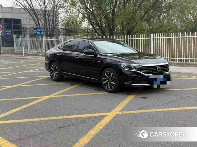 Volkswagen Passat 2023 Черный из Китая