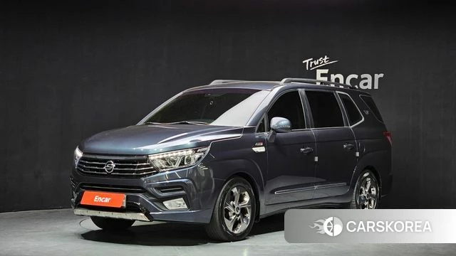Ssangyong Korando Turismo 2019 Серый из Кореи