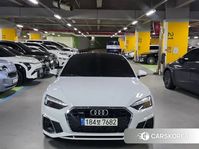 Audi A5 (F5) 2021 Белый из Кореи