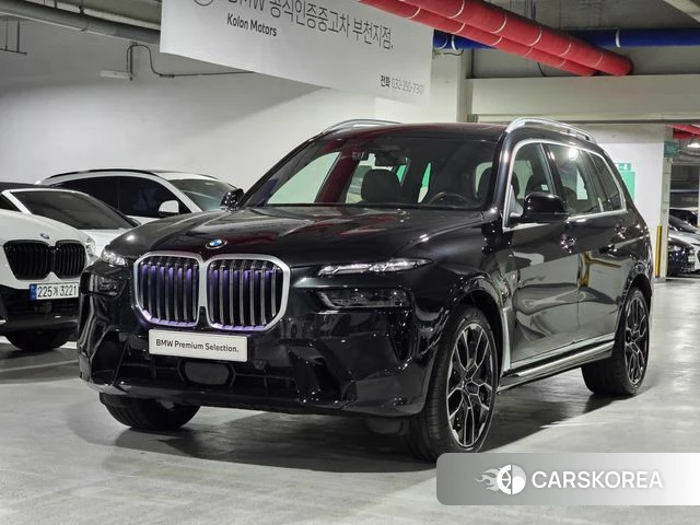 BMW X7 (G07) 2025 Черный из Кореи