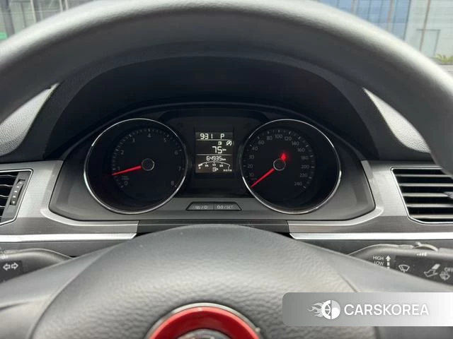 Volkswagen Bora 2021 Белый из Китая