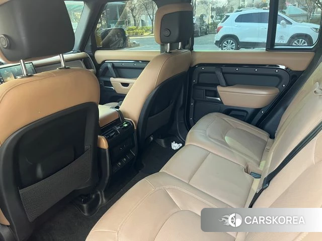 Land Rover Defender (L663) 2025 Черный из Кореи