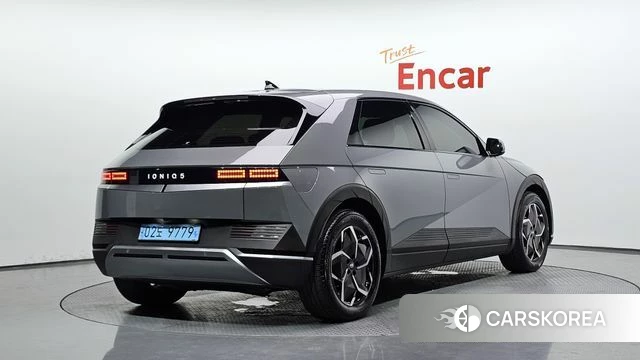 Hyundai Ionic 5 2021 Серебристо-серый из Кореи