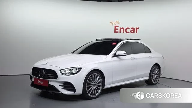 Mercedes-Benz E-Class W213 2022 Белый из Кореи