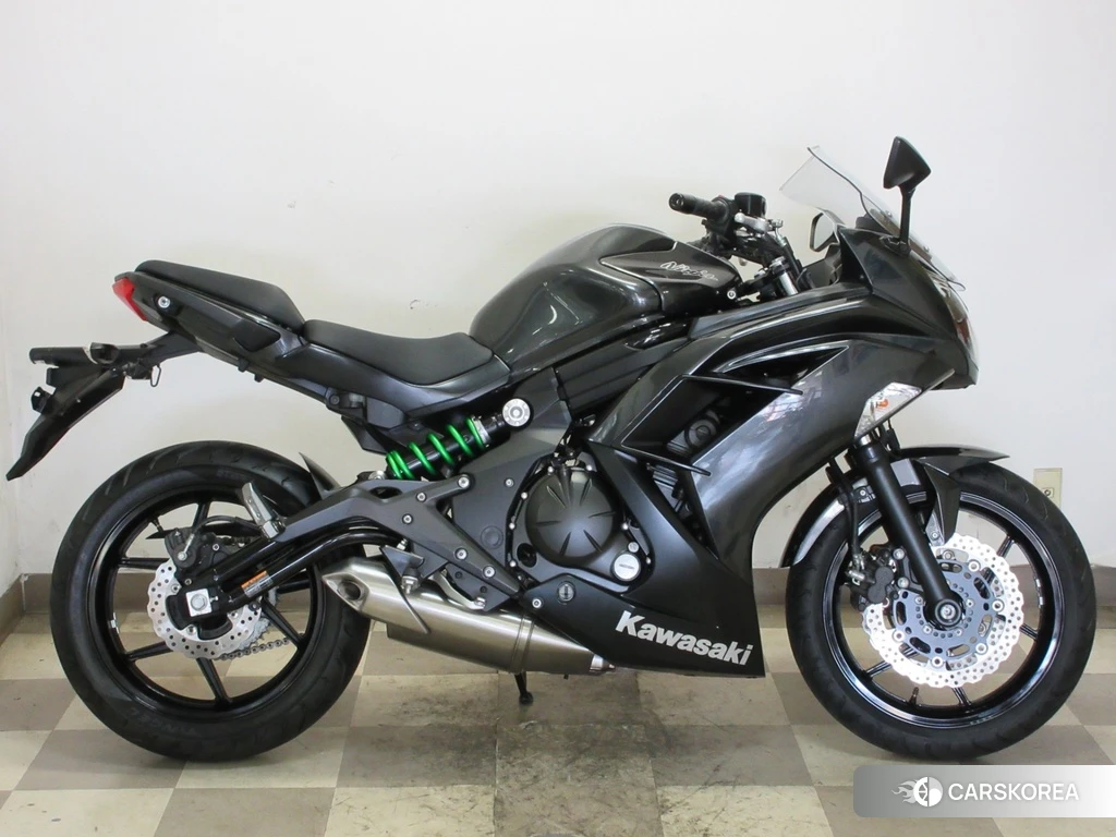 Проданный Kawasaki Ninja 400-2 2016 из Японии
