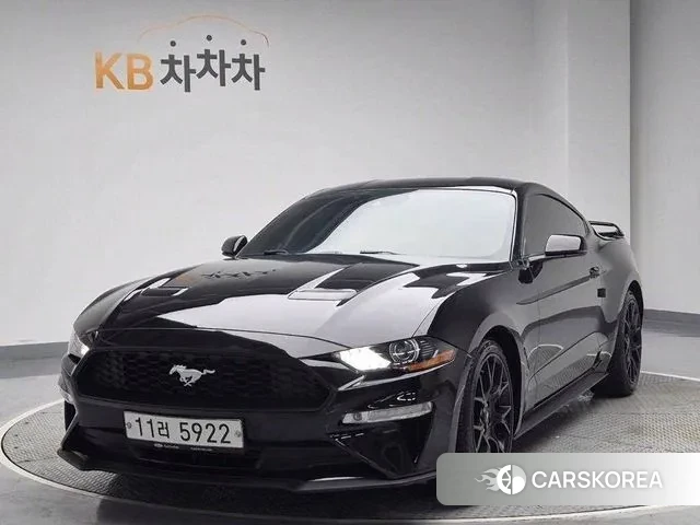 Ford Mustang 2019 Черный из Кореи