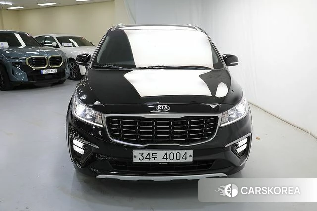 Kia The New Carnival 2018 Черный из Кореи