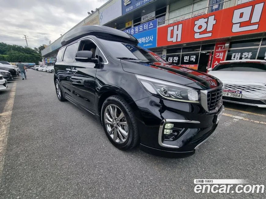 Kia The New Carnival 2018 Черный из Кореи