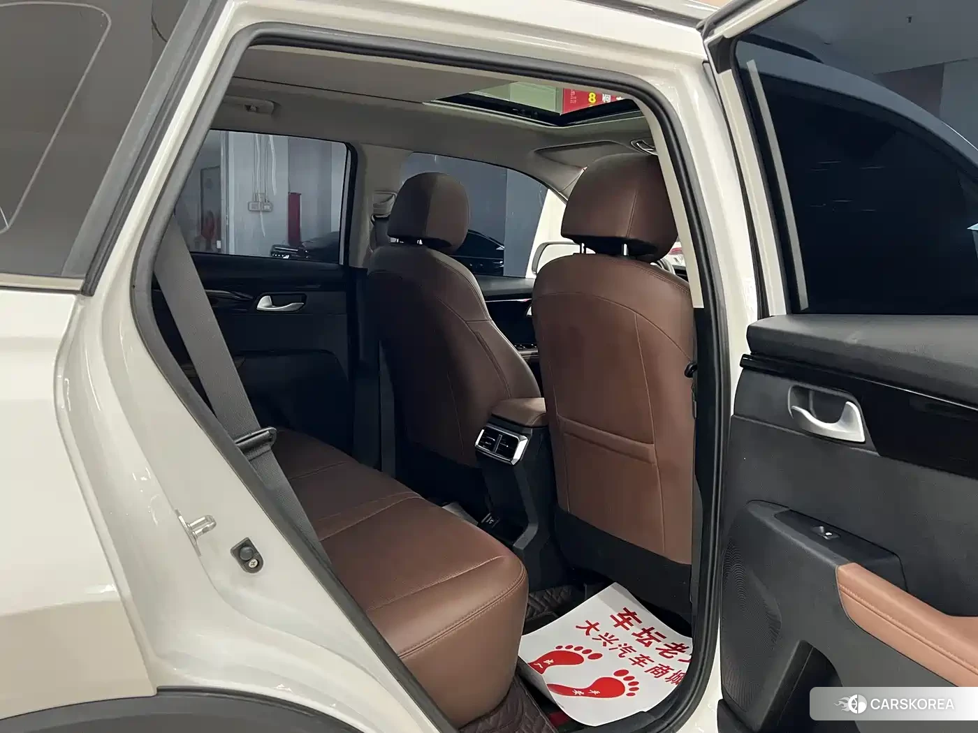 Kia Smart running 2024 Белый из Китая