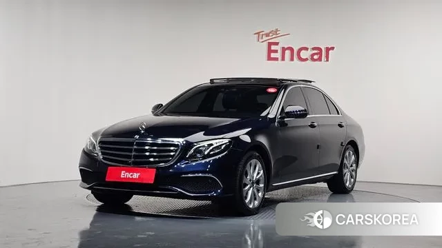 Mercedes-Benz E-Class W213 2019 Синий из Кореи