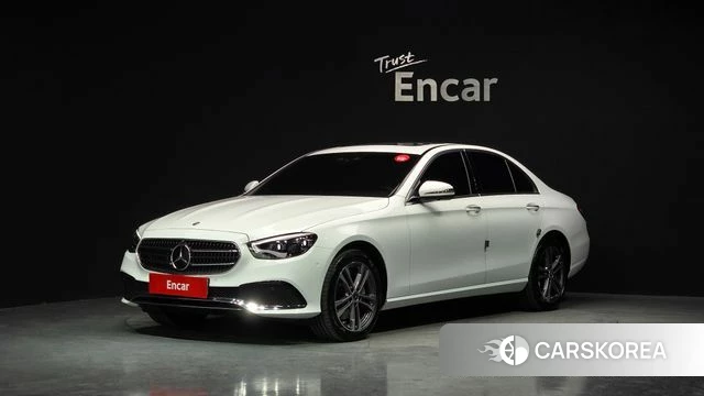 Mercedes-Benz E-Class W213 2022 Белый из Кореи