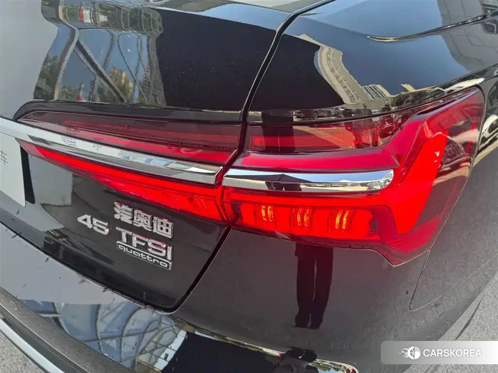 Audi A6L 2024 Черный из Китая