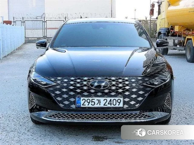 Hyundai The New Grandeur IG Hybrid 2020 Черный из Кореи