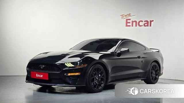 Ford Mustang 2019 Черный из Кореи