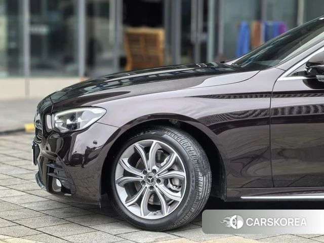 Mercedes-Benz E-class 2022 Черный из Китая