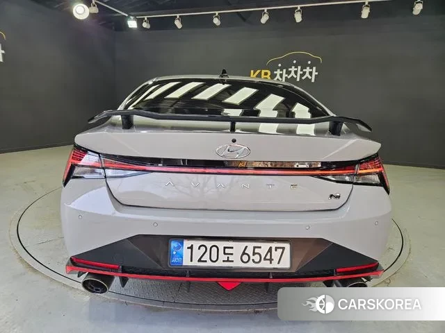 Hyundai Avante (CN7) 2021 Серебристо-серый из Кореи