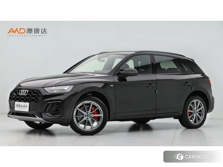 Audi Q5L 2023 Черный из Китая