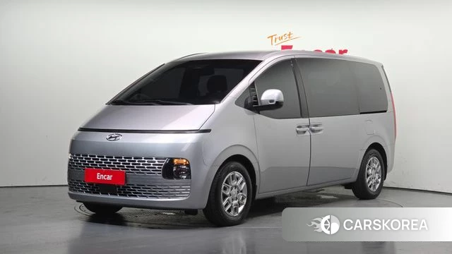 Hyundai Staria 2021 Серебряный из Кореи