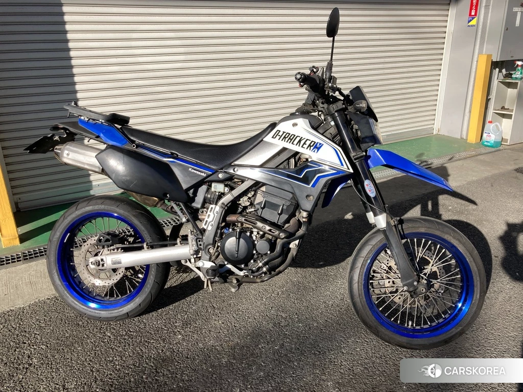Проданный OTHER D-TRACKER X 2012 из Японии