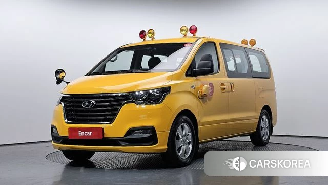 Hyundai The New Grand Starex 2019 Желтый из Кореи