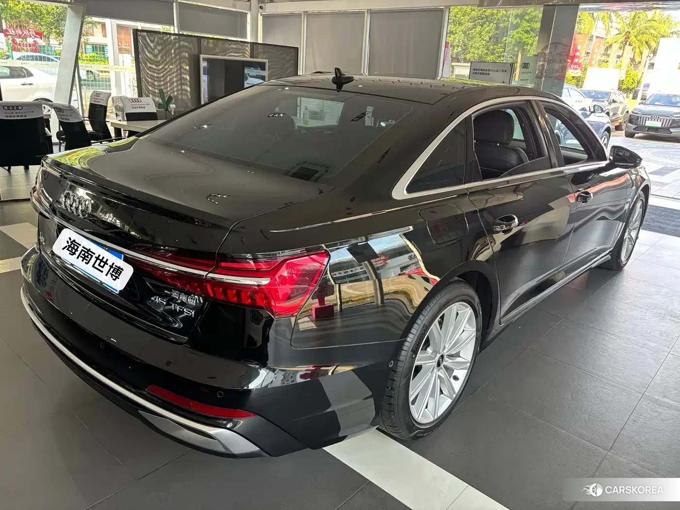 Audi A6L 2024 Черный из Китая