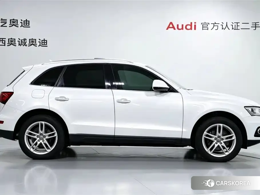Audi Q5L 2018 Белый из Китая, фото 2