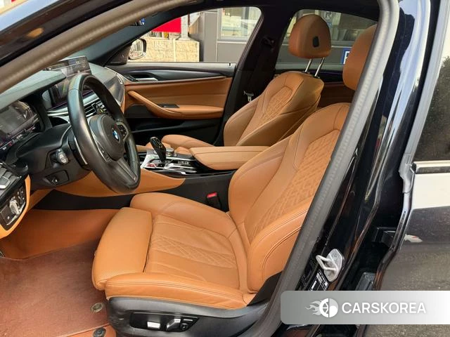 BMW 5 series (imported) 2023 Черный из Китая