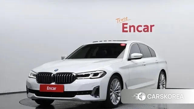 BMW 5 Series (G30) 2022 Белый из Кореи