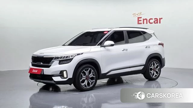 Kia Seltos 2022 Белый из Кореи
