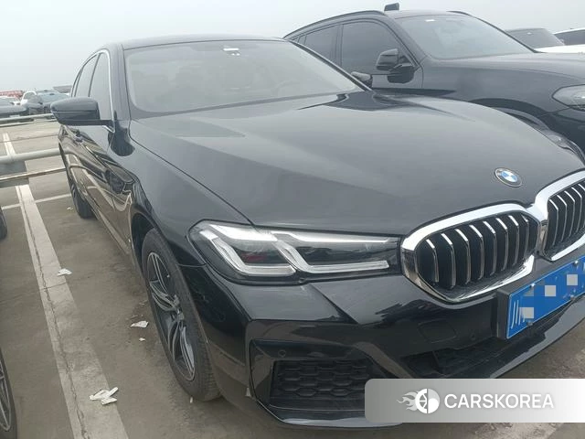 BMW 5 series 2023 Черный из Китая