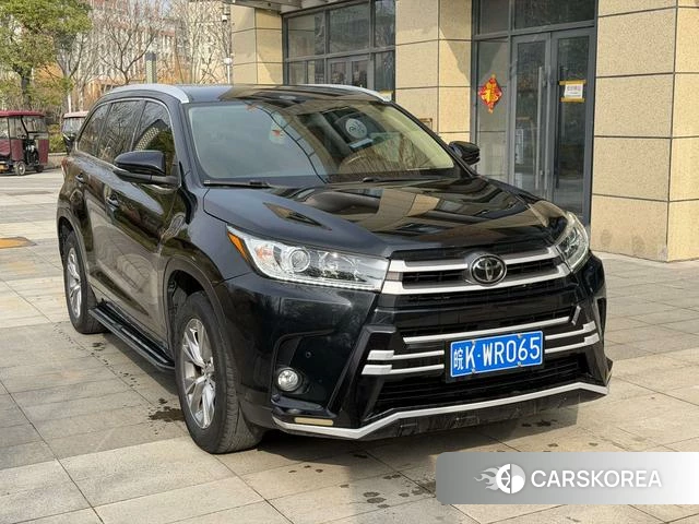 Toyota Highlander 2019 Черный из Китая