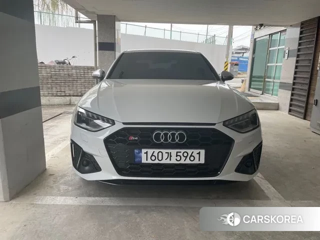 Audi S4 (B9) 2023 Белый из Кореи