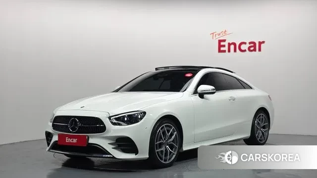 Mercedes-Benz E-Class W213 2022 Белый из Кореи