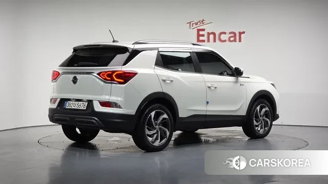 Ssangyong Beautiful Korando 2020 Белый из Кореи