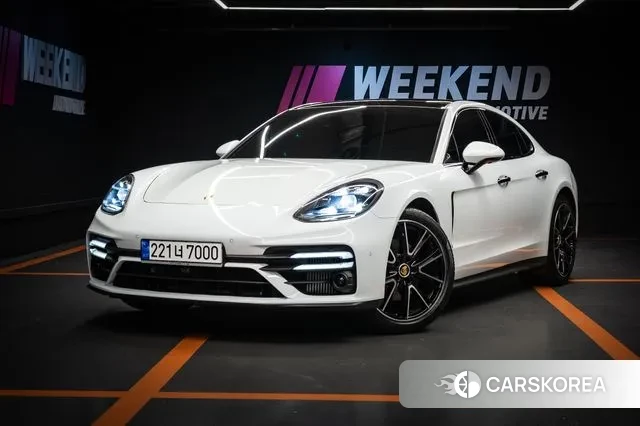 Porsche Panamera (971) 2023 Белый из Кореи