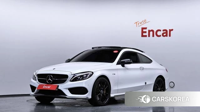 Mercedes-Benz C-Class W205 2018 Белый из Кореи