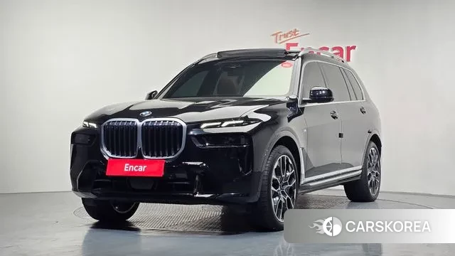 BMW X7 (G07) 2025 Черный из Кореи