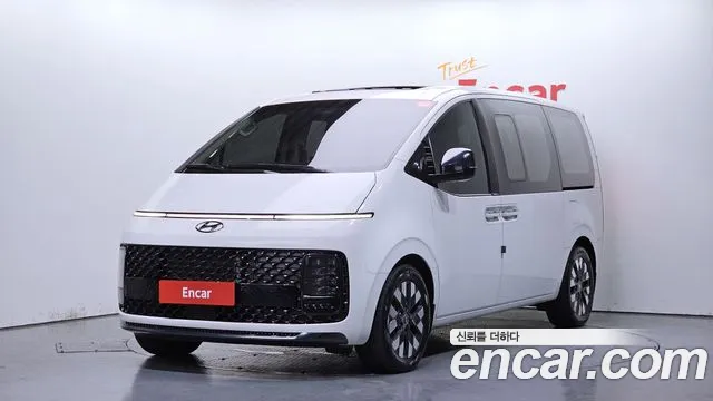 Hyundai Staria 2023 Белый из Кореи
