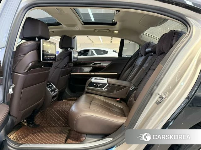 BMW 7 series 2019 Черный из Китая